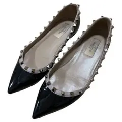 VALENTINO スタッズ付きフラットシューズ 37.5 - メルカリ