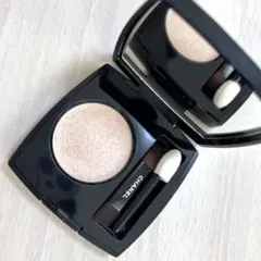 CHANEL オンブル エサンシエル 234