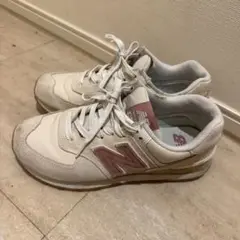 ニューバランス　スニーカー