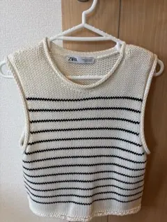ZARA アイボリー・ブラックストライプ 半袖ニット