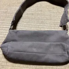 レザー ショルダーバッグ グレーのサムネイル