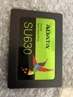 ADATA 2.5インチ SSD 960GB 健康度100% - メルカリ