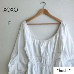 XOXO シャーリングブラウス ホワイト フリー パフスリーブ ペプラム 長袖のサムネイル