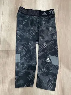 adidas ハーフタイツ