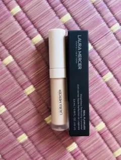【新品送料込】LAURA MERCIER パーフェクティングコンシーラー 1NOのサムネイル