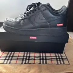Nike Air Force 1 Supreme ブラック シュプフォース