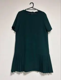 極美品　ZARA 裾プリーツ　深緑　美ライン　ワンピース