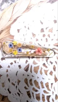 ハンドメイド シマエナガとお花のヘアクリップ3