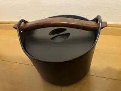 Item thumbnail for item ea5a4e4e-2fdc-40dc-8750-64a603c4f7ce