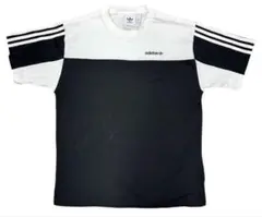 adidas ワンポイントロゴ トフォイル スリーストライプ tシャツのサムネイル