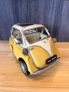  Isetta ミニカー イエロー ブリキ製 BMW Isetta ミニカー イエロー ブリキ製 - メルカリ