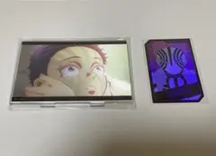 鬼滅の刃　猗窩座　狛治　レンチキュラーアクリルスタンドC & ホロカードセット