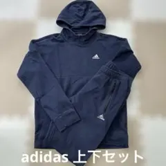 更に値下げadidasアディダス　上下セット　長袖長ズボン　メンズ