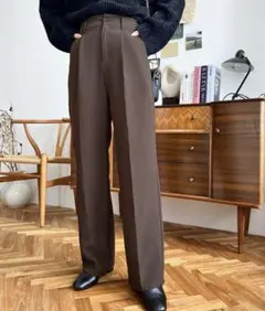 カットジョーゼットセンタープレスストレートスラックスパンツ ブラウン