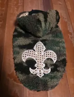 百合の紋章犬冬服