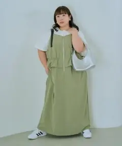LAVEANGE バックルストラップペプラムジャンスカ 3L カーキ