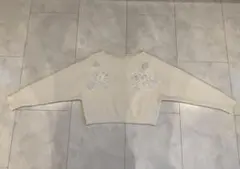 SNIDEL アイボリー刺繍ニットセーター