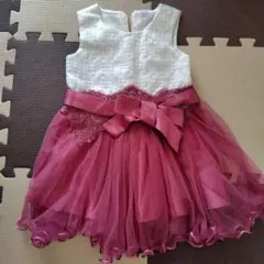 刺繍入りリボン付きドレス