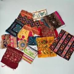 刺繍布セット 多色 伝統的デザイン