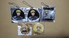 進撃の巨人　アルミン　アクリルキーホルダー缶バッジ　カラ鉄　まるくじラウンドワンのサムネイル