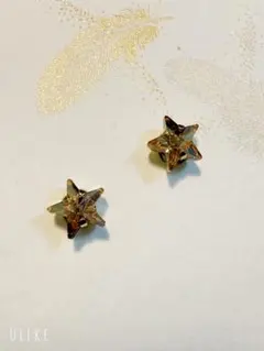 10㎜ゴールドシャドゥSTARスワロフスキーの一粒ピアス