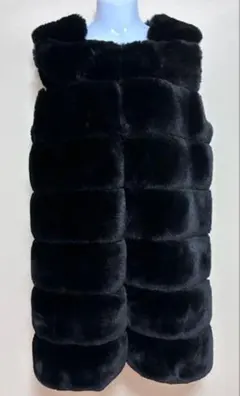 ★美品★ ブラックラクーン調エコファー ベストコート