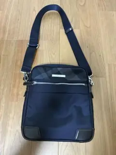 美品　BLACK LABEL コーデュラバリスティッククロスボディバッグ