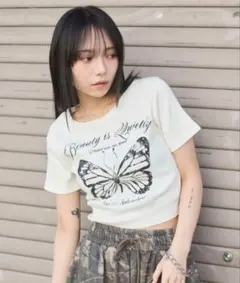 WEGO バタフライプリント リブTシャツ ホワイトのサムネイル