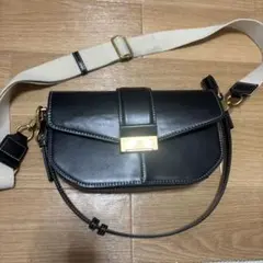 ZARAバッグ黒色