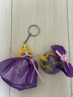 ラプンツェル イヤーハットドレス キーホルダーのサムネイル