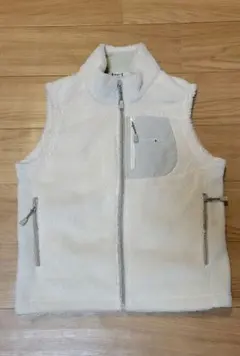 モンベル ベスト 子供服　mont-bell