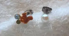 リスモチーフとパール風のピアス