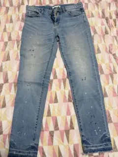 AZUL BY MOUSSY スリムフィットデニム