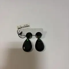 緑色のピアス