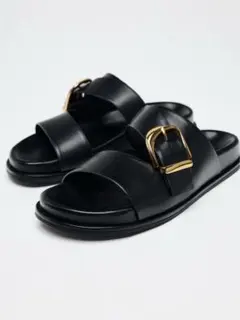 ZARAバックルフラットサンダル