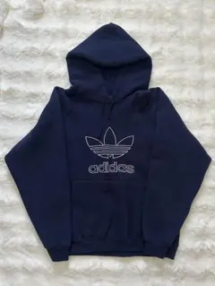 adidasパーカー