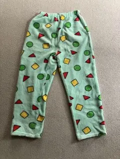 クレヨンしんちゃんモコモコパジャマセット 140cm