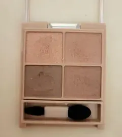 キャンメイク シルキースフレアイズ マットタイプ M06 リマグレージュ