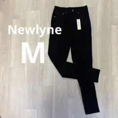 【新品タグ付き】　【M】　【Newlyne】 黒 スキニーパンツ レギンス