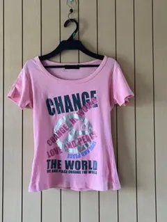 CHUXXXL OVE AND PEACE ロゴTシャツ ピンクのサムネイル