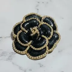 カメリア　ブローチ(黒)