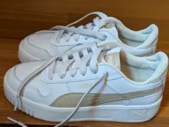 PUMA スニーカー ホワイト ベージュ