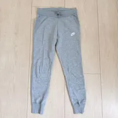 レディース　NIKE ナイキ　グレー　スウェットパンツ　ジョガーパンツ