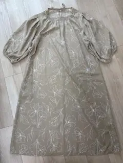 しまむら　yumiさんコラボ花柄ワンピース　Lサイズ❤️