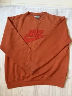 Nike オレンジ スウェット トレーナー