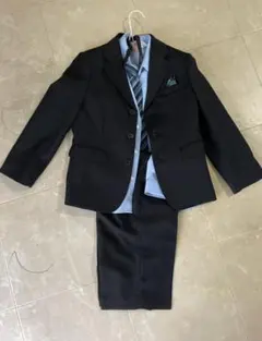 男の子 フォーマルスーツ　130cm