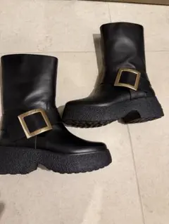 Roger Vivier（ロジェ ヴィヴィエ）ブーツ　40のサムネイル