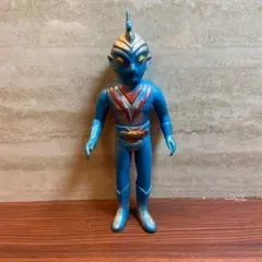 入手困難 激レア 旧バンダイ 仮面ライダー アマゾン ソフビ - メルカリ