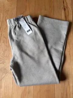 ユニクロ　ジャージーリラックスストレートパンツ　S