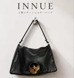 INNUE レザー ショルダーバッグ 黒 スピックアンドスパン　イヌエのサムネイル